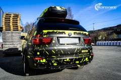 BMWX5 foliert i Atomic Lime fra PWF-26