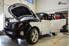 Range Rover helfoliert i Gloss Sapphire Metallic fra 3M