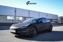 Tesla-Model-3-Helfoliert-i-Shadow-Black-Fra-3M-Solfilm-B-Stolpe-20-Chrome-delete-2